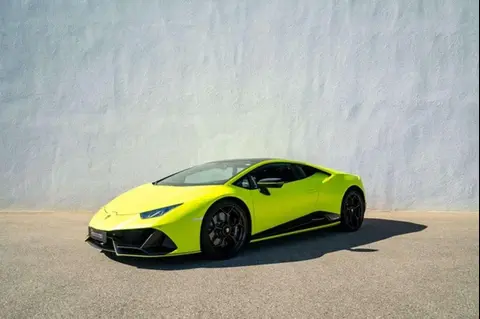 Used LAMBORGHINI HURACAN Petrol 2021 Ad 