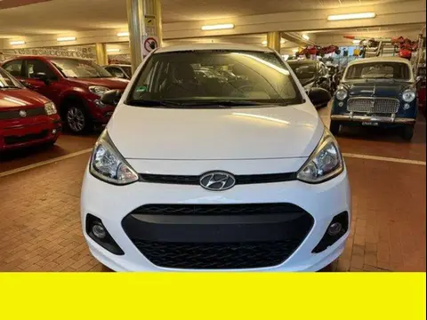 Used HYUNDAI I10 Petrol 2015 Ad 