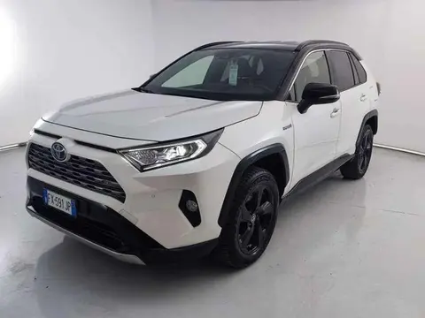 Used TOYOTA RAV4 Hybrid 2019 Ad 