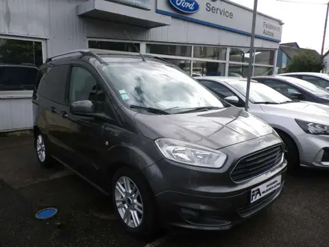 Used FORD TOURNEO Petrol 2016 Ad 