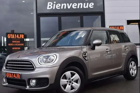 Used MINI COOPER Diesel 2019 Ad 