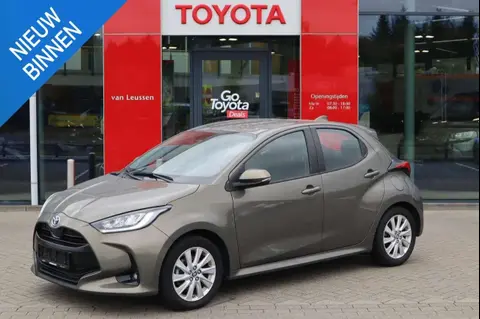 Used TOYOTA YARIS Hybrid 2021 Ad 