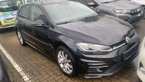 Used VOLKSWAGEN GOLF Petrol 2019 Ad 