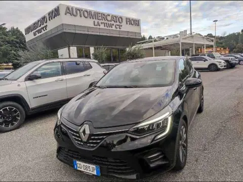 Used RENAULT CLIO Hybrid 2021 Ad 