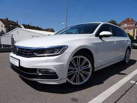 Used VOLKSWAGEN PASSAT Petrol 2017 Ad 