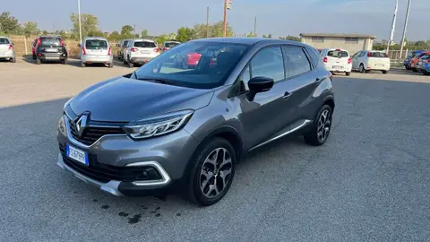 Used RENAULT CAPTUR Petrol 2018 Ad 