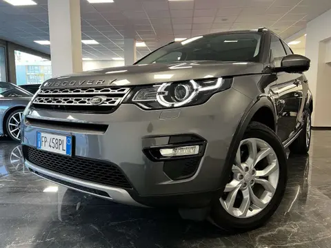 Used LAND ROVER DISCOVERY Petrol 2018 Ad 