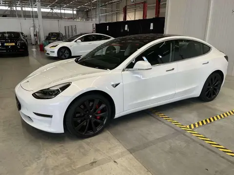 Used TESLA MODEL 3 Electric 2019 Ad 