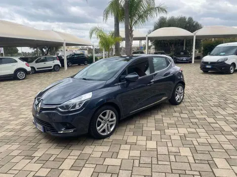 Used RENAULT CLIO Diesel 2017 Ad 