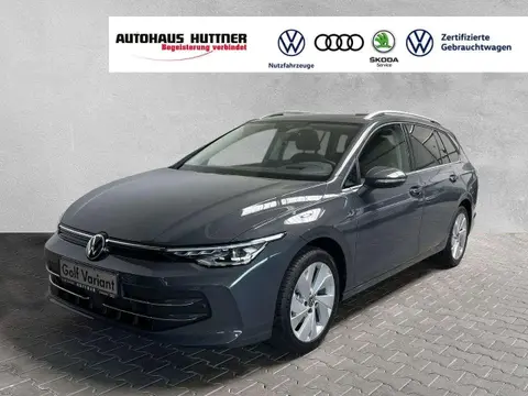 Used VOLKSWAGEN GOLF Hybrid 2024 Ad 