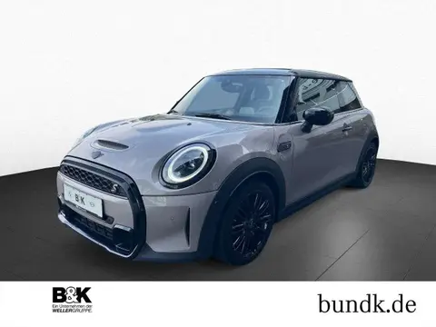 Annonce MINI COOPER Essence 2021 d'occasion Allemagne