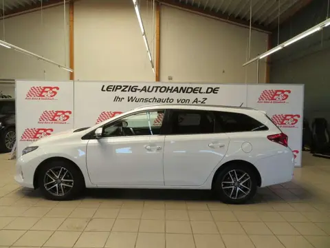 Used TOYOTA AURIS Petrol 2015 Ad 