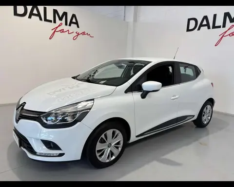 Used RENAULT CLIO Petrol 2017 Ad 