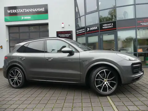 Used PORSCHE CAYENNE Hybrid 2021 Ad 