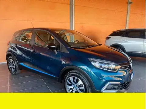 Used RENAULT CAPTUR Diesel 2018 Ad 