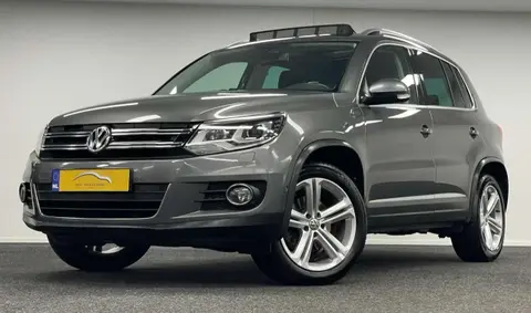 Used VOLKSWAGEN TIGUAN Petrol 2015 Ad 