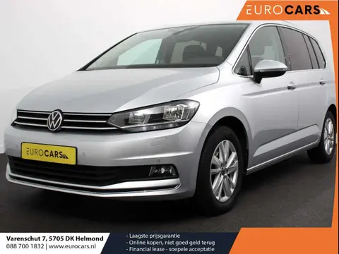 Used VOLKSWAGEN TOURAN Petrol 2022 Ad 