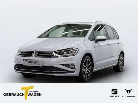 Used VOLKSWAGEN GOLF Petrol 2018 Ad 