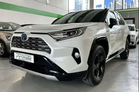 Used TOYOTA RAV4 Hybrid 2019 Ad 