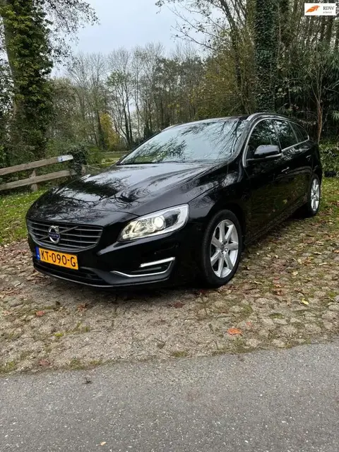 Annonce VOLVO V60 Diesel 2015 d'occasion 