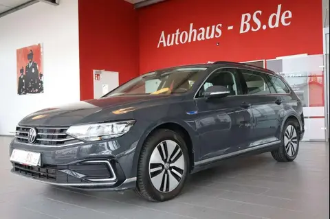 Used VOLKSWAGEN PASSAT Hybrid 2021 Ad 