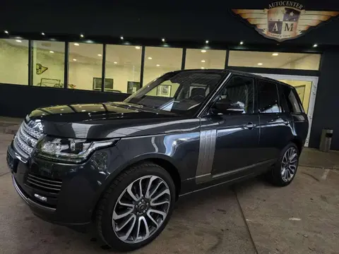 Used LAND ROVER RANGE ROVER Petrol 2017 Ad 