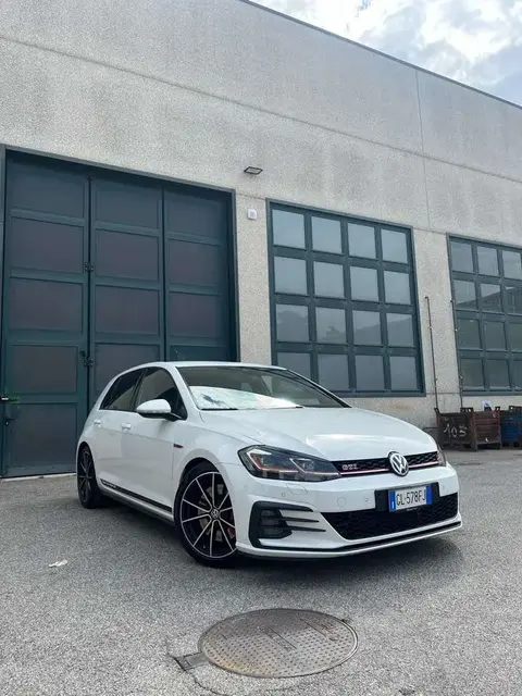 Used VOLKSWAGEN GOLF Petrol 2019 Ad 