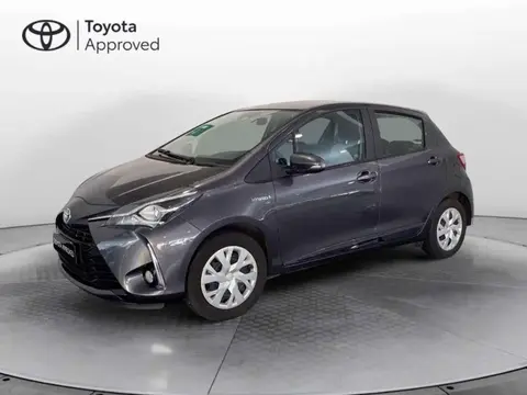 Used TOYOTA YARIS Hybrid 2019 Ad 