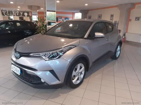 Annonce TOYOTA C-HR Hybride 2018 d'occasion 