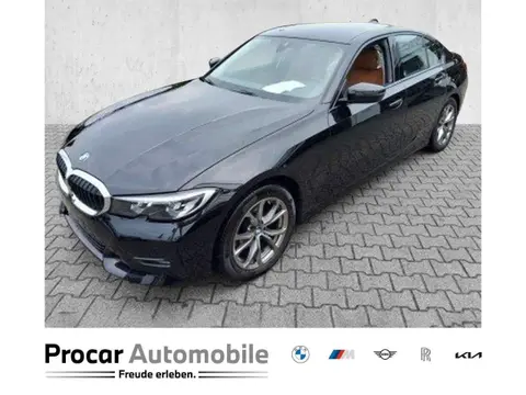 Used BMW SERIE 3 Petrol 2021 Ad 