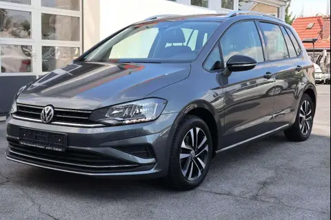 Used VOLKSWAGEN GOLF Petrol 2019 Ad 