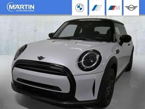 Used MINI COOPER Petrol 2024 Ad Germany