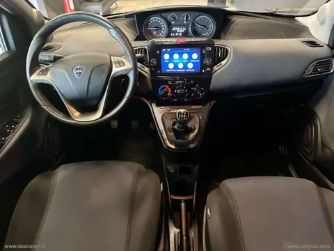 Used LANCIA YPSILON Hybrid 2022 Ad 