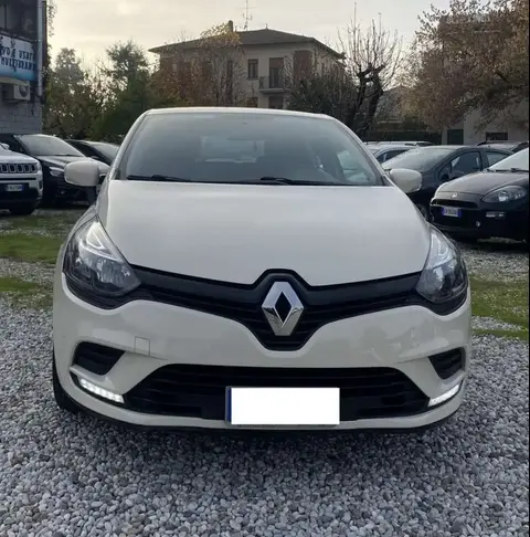 Annonce RENAULT CLIO Essence 2017 d'occasion 