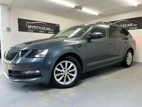 Used SKODA OCTAVIA Petrol 2018 Ad 