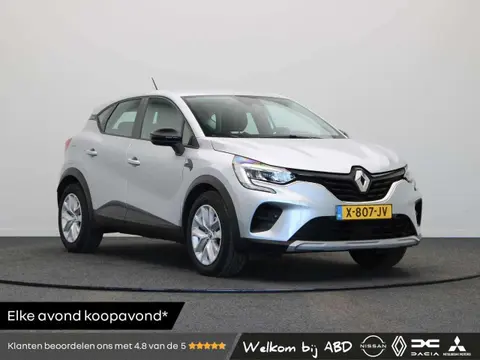 Used RENAULT CAPTUR Hybrid 2022 Ad 