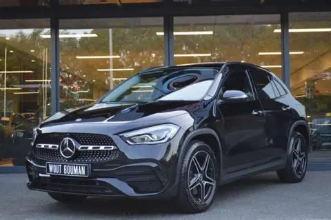 Annonce MERCEDES-BENZ CLASSE GLA Hybride 2020 d'occasion 