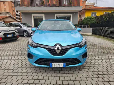 Used RENAULT CLIO Hybrid 2022 Ad 