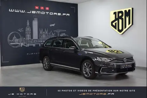 Used VOLKSWAGEN PASSAT Hybrid 2021 Ad 