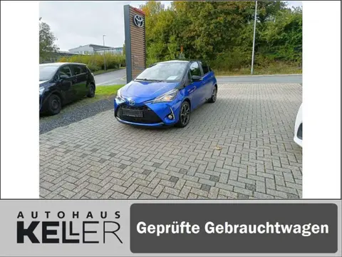 Used TOYOTA YARIS Hybrid 2017 Ad 