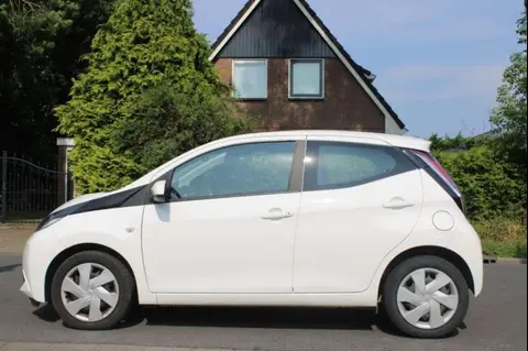 Annonce TOYOTA AYGO Essence 2015 d'occasion 