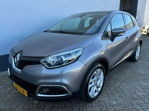 Annonce RENAULT CAPTUR Essence 2015 d'occasion 