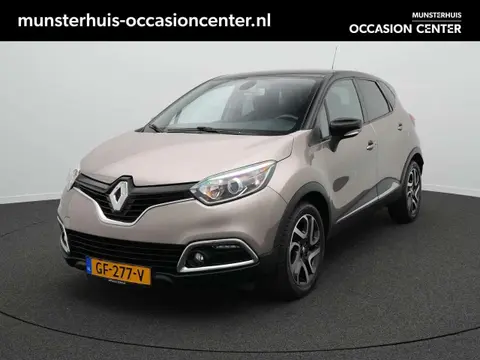 Used RENAULT CAPTUR Petrol 2015 Ad 