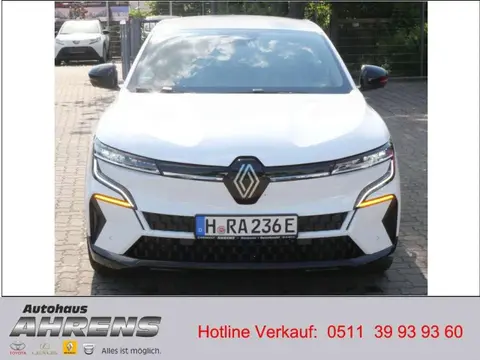 Used RENAULT MEGANE Electric 2022 Ad 