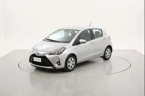 Used TOYOTA YARIS Hybrid 2019 Ad 