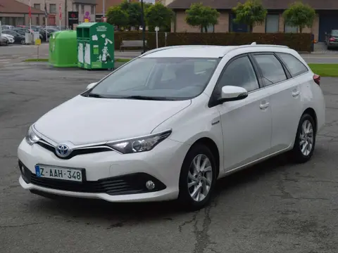 Used TOYOTA AURIS Hybrid 2017 Ad 