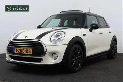 Used MINI COOPER Petrol 2015 Ad 