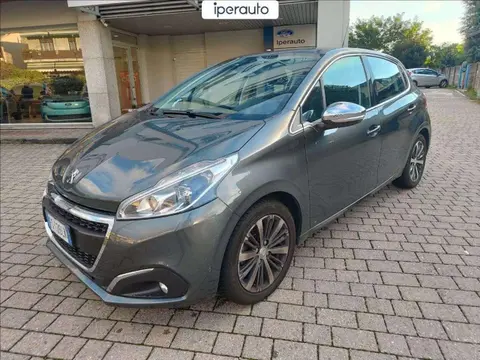 Used PEUGEOT 208 Petrol 2016 Ad 