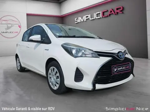 Used TOYOTA YARIS Hybrid 2015 Ad 