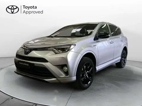 Used TOYOTA RAV4 Hybrid 2018 Ad 